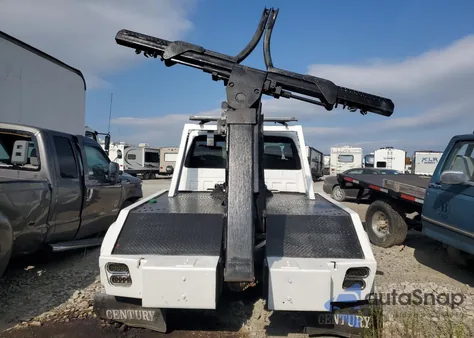 2015 Ford F350 Super Duty из США, поврежденный, VIN 1FDRF3GT9FEC40971